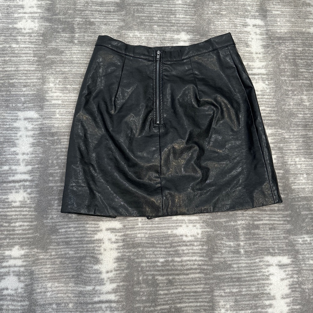 Leather skirt